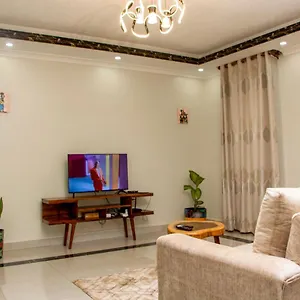 Brb Homes-1br In Bukoto With Fast Wi- Fi And Work-friendly Apartment